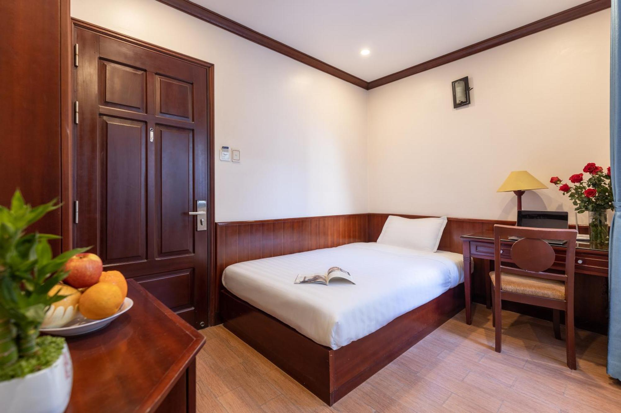T - Apartment Hanoi Exterior photo